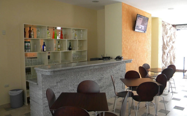 Hotel Marvento Dos