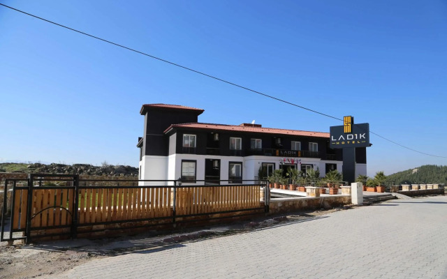 Ladik Hotel