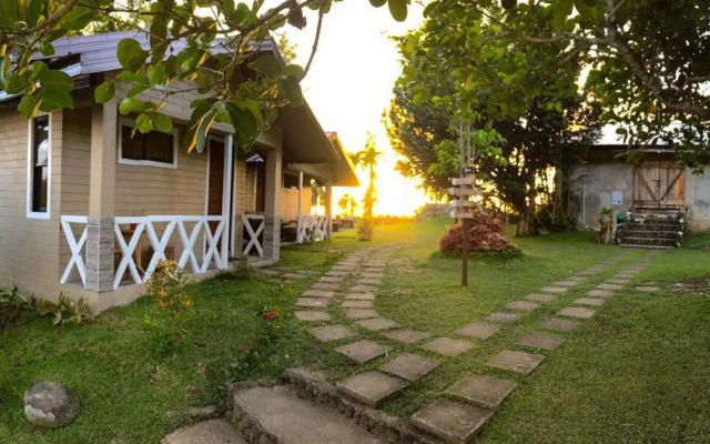 Spacio Caliraya B&B