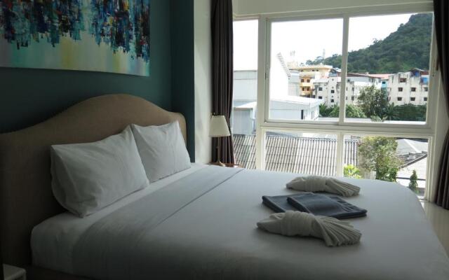 6 38 Top Floor 2 Brs 2baths 1km Walking To Beach
