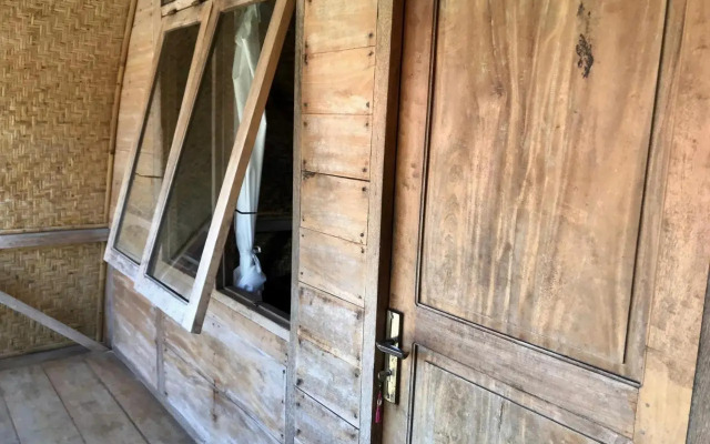 Harry's Ocean House Pacitan