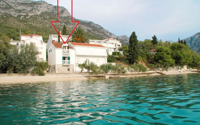 Apartment Bale - right at the beach: A1 Plaza Brist, Riviera Makarska