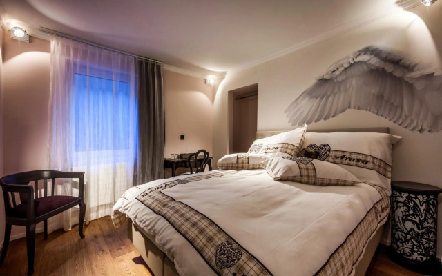 Home Hotel Arosa