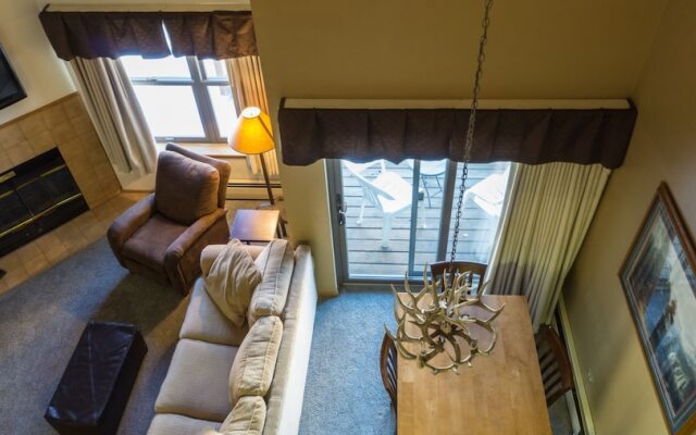 River Mtn Lodge E307