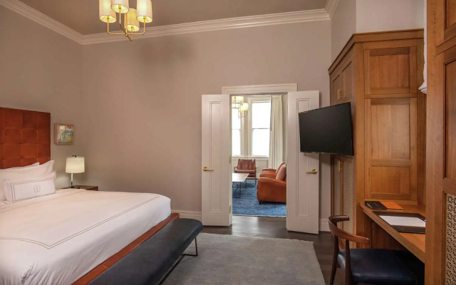 The Virginian Lynchburg Curio Collection By Hilton