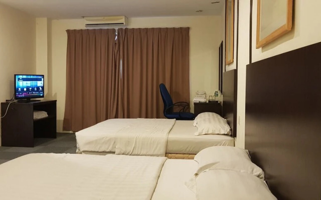 OYO 277 Hotel Shangg