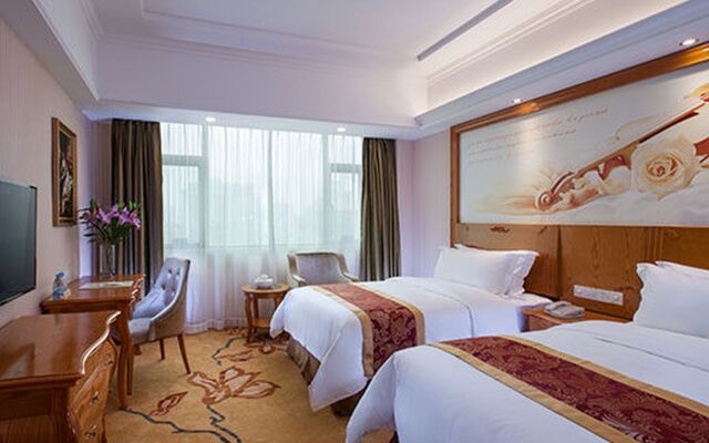 Vienna Hotel Jieyang Danpu Road Branch