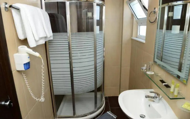 Ionion Hotel