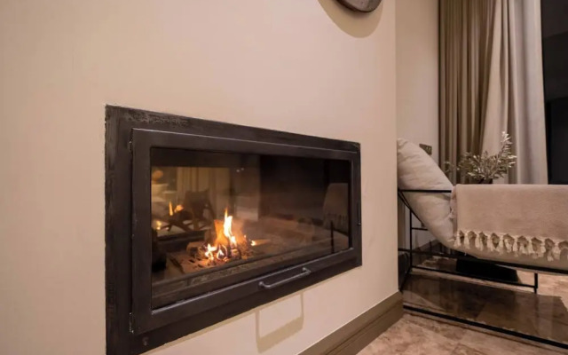 Hills Deluxe - Relaxed Luxury in Style and Serenity