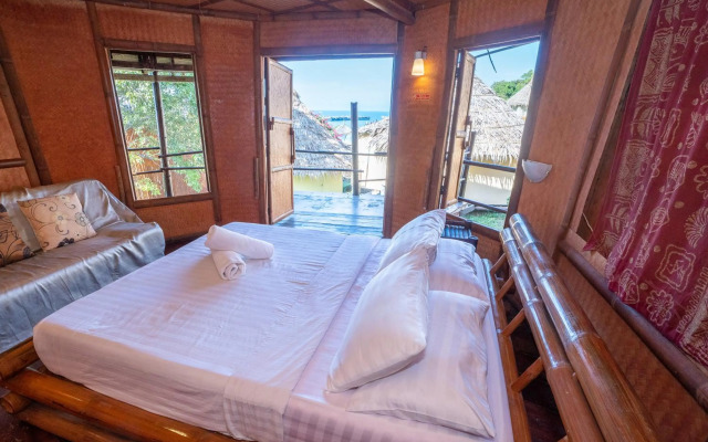 Paree Hut Resort Koh Sichang
