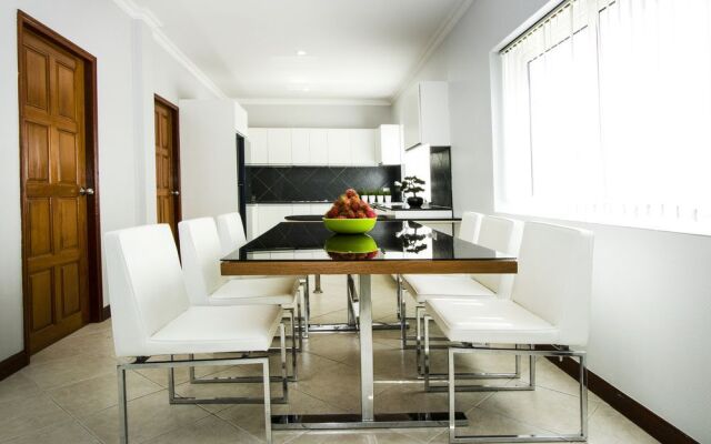 Majestic Villas Cosy Beach Pattaya