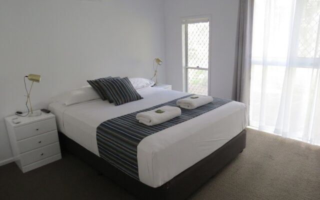 The Shores Holiday Apartments