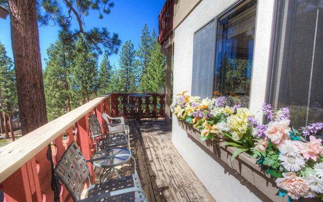 Pinehill Ponderosa by Lake Tahoe Accommodations