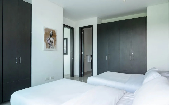 w Prestigious 2BR w Fantastic View in CTG