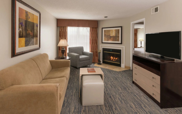 Homewood Suites by Hilton Chicago - Schaumburg