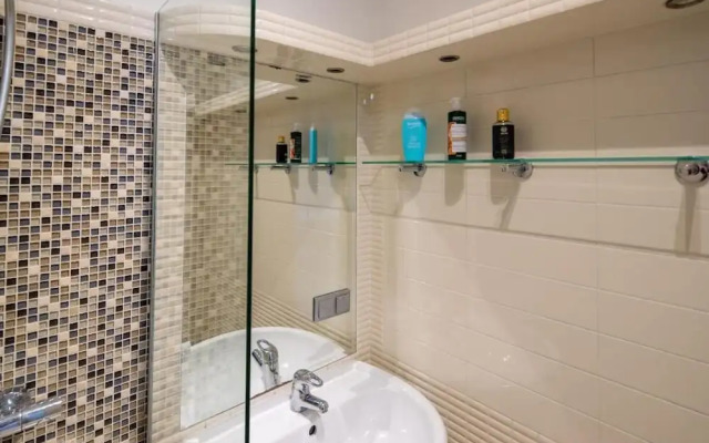 Hidden Gem Riga Apartment With Garden Views