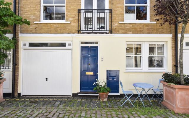 Spacious 3 Bedrooms House in Central London