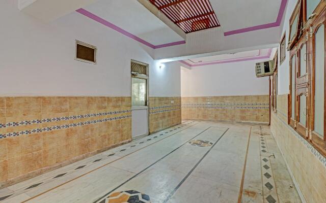 SPOT ON 76207 Krishna Balram Guest House