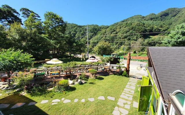 Wonju Chiak Mountain Club Pension