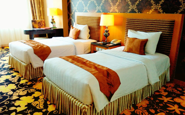 Grand Rocky Hotel