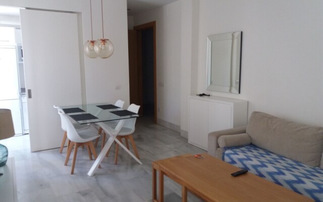 Domopolitan Alcazabilla 15