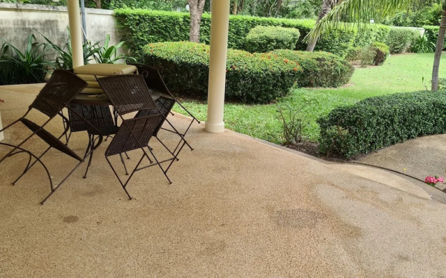 Welcome to our Oasis The Beautiful Bungalow Green