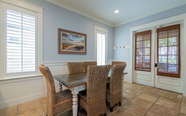 Sandestin Bungalo 45: Golf Cart, Pool, & More!