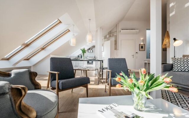 Penthouse Skyline - LoftAffair