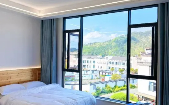 Qinglan Mountain Resort — hotel in Huangshan