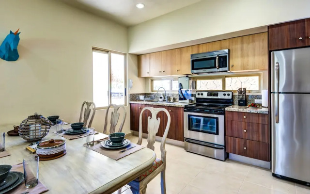 Prieta Penthouse 2 bedrooms sleeps 4