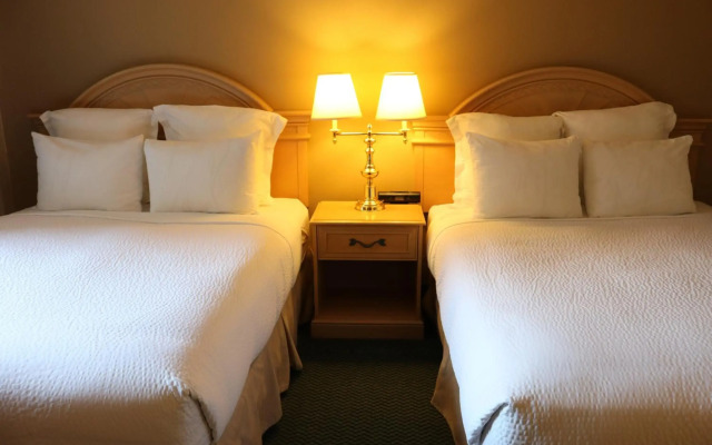 Nomad Hotel and Suites