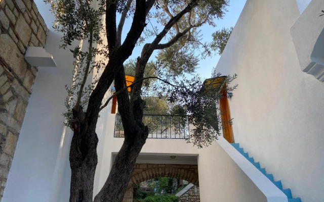 Omar Hotel & Suites