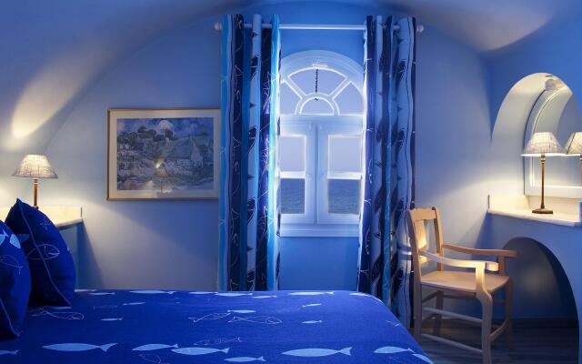 Thalassa Seaside Resort & Suites