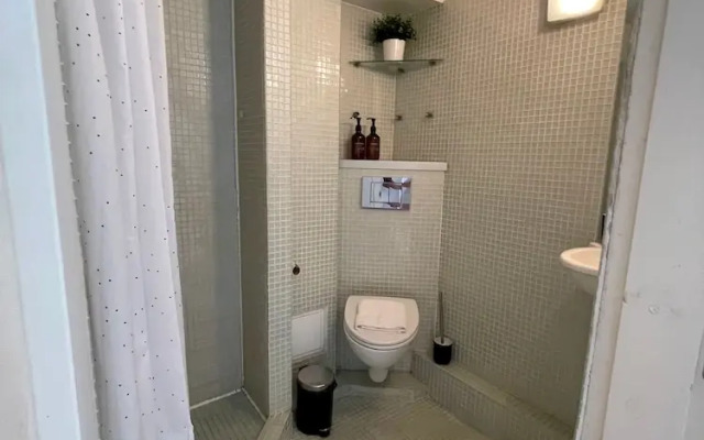 Elegant Apartment In Central