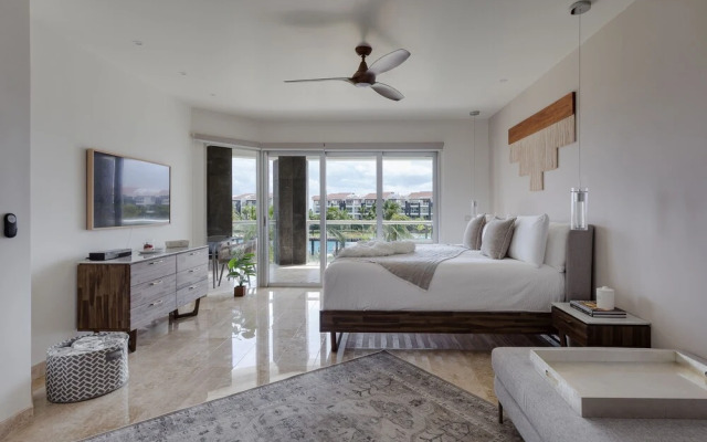 Casa El Secreto 2 Bedroom Condo by Redawning