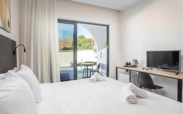 Aiora Aqua Resort