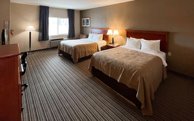 Quality Inn & Suites Grants - I-40