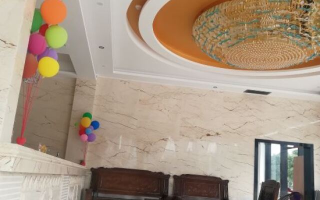 Pingguo Weisner Theme Hotel