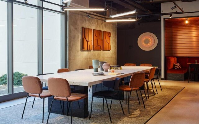 Tribe Paris Saint Ouen