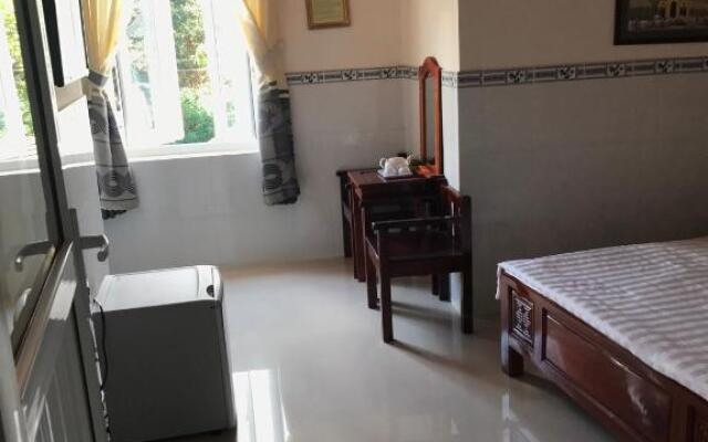 Hong Phuc Hotel