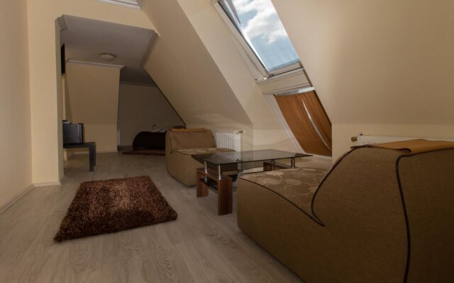 Budapest Heritage Guest House