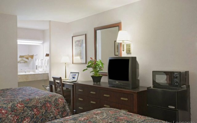 Americas Best Value Inn & Suites Wine Country