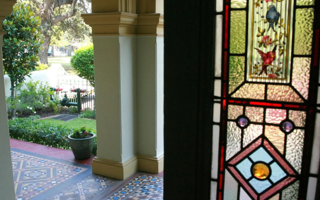 Avonmore on the Park Boutique Hotel