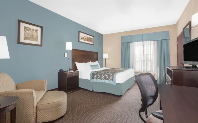 Wingate by Wyndham Gulfport