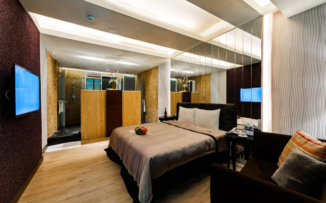 LiTi Motel