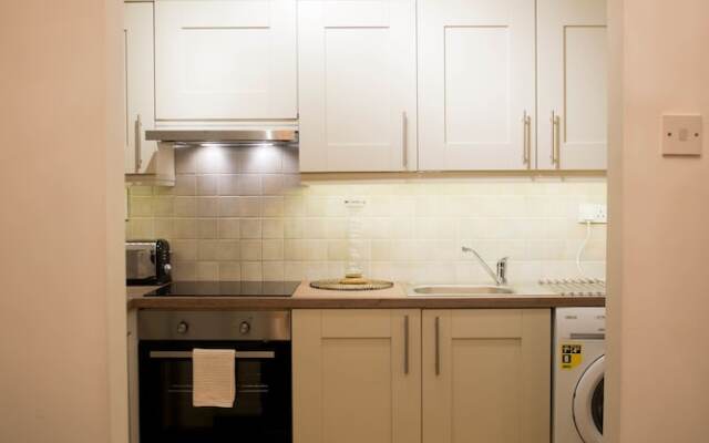 Luxury Executive Serviced Apartment