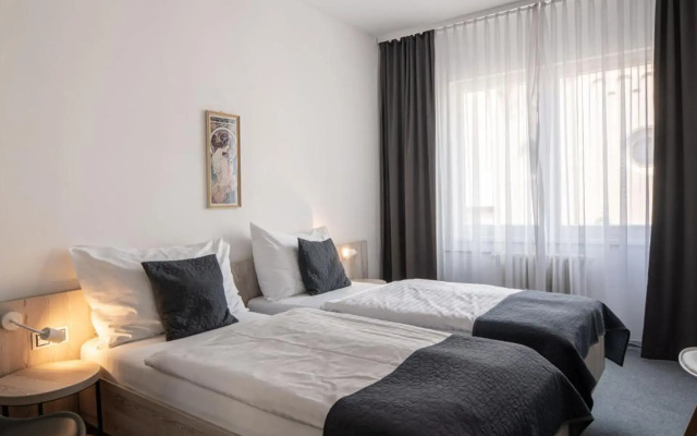 Hotel Metropol CB