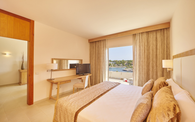 Blau Privilege Porto Petro Beach Resort & Spa