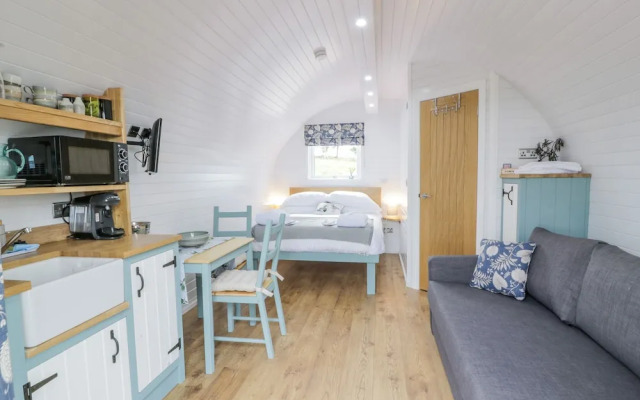 Laird Lodge 2
