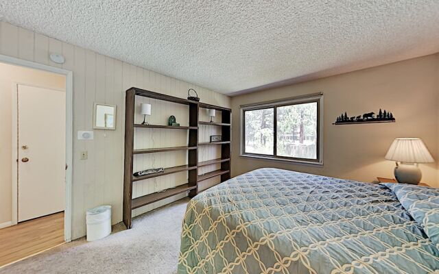 3251chat 4 Bedroom Condo